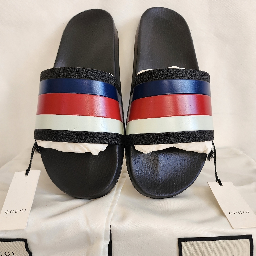✨️GUCCI Men Persuit 72 Rubber Slide Sandal